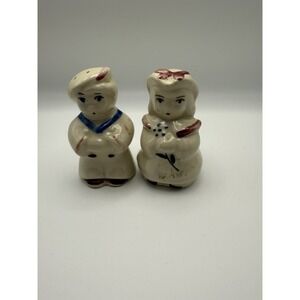 Shawnee Pottery‎ 1940s Vintage Salt And Pepper Shakers No Corks
